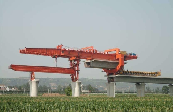 Chemin de fer à grande vitesse 250-300 Ton Bridge Erecting Machine Continuous